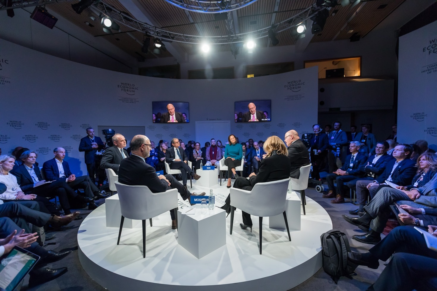 Women Entrepreneurs in Global Markets: Success Stories