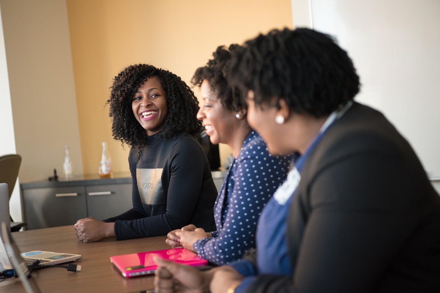 Building a Strong Community of Women Traders